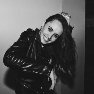 Meet your Posher, Jenna